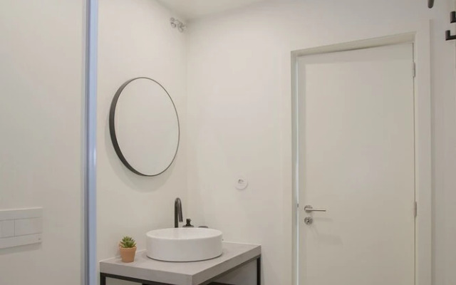 Liiiving-Luxury Beachfront Apartment III