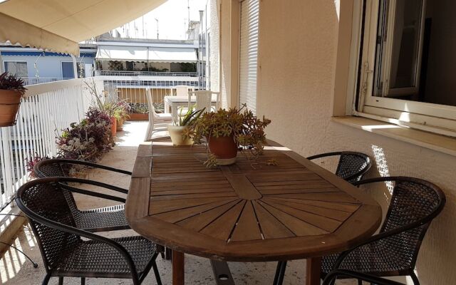 Errathens Sky Apartment