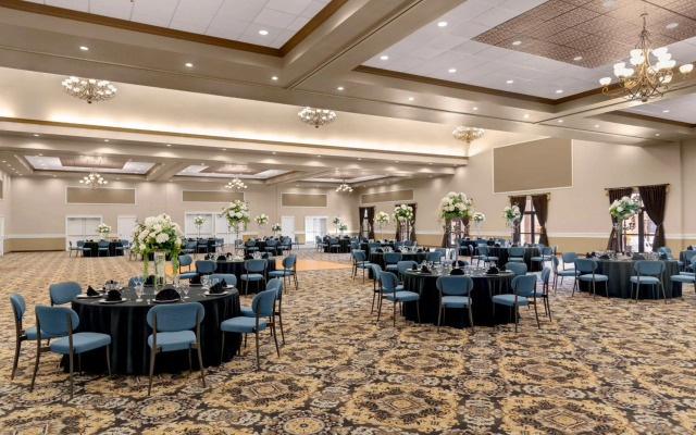 DoubleTree by Hilton Phoenix - Gilbert