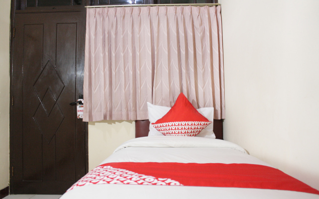 OYO 181 Wisma Bintang Near RSUD Johar Baru