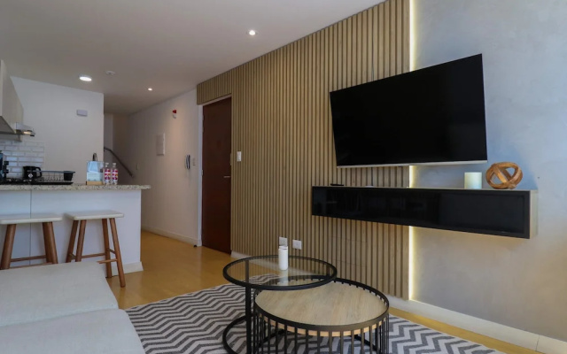 w Deluxe 1BR Duplex in the Heart of Barranco