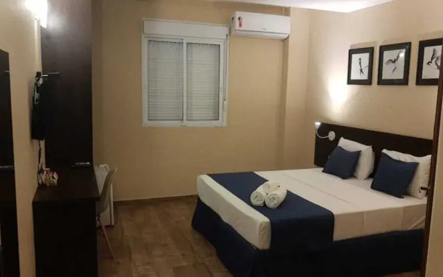 Rexton Hotel