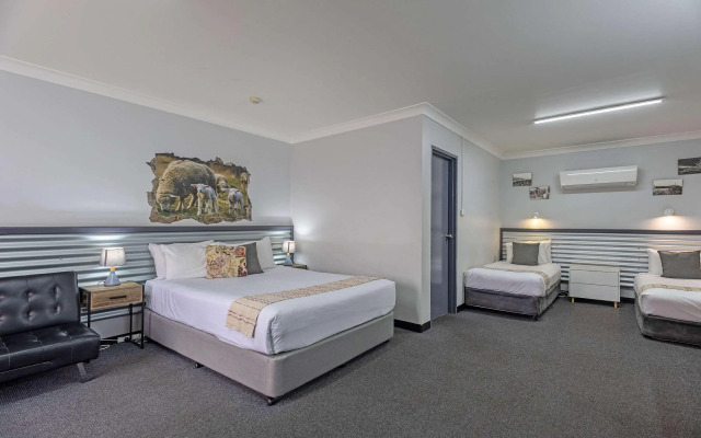 Comfort Inn Shearing Shed