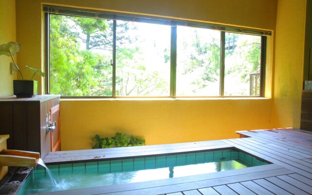 Yamanaka Onsen Ohanami Kyubei