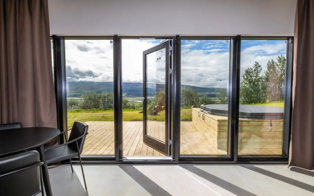 North Mountain View Suites