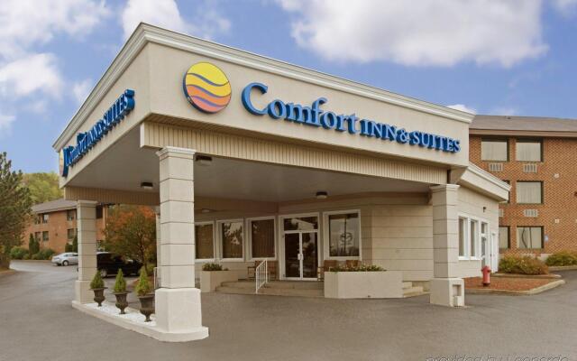 Comfort Inn & Suites Barrie