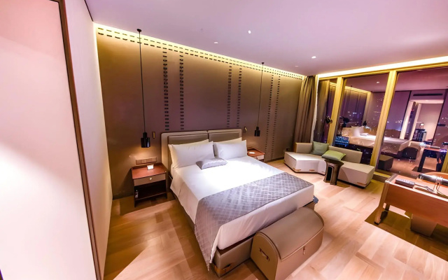 Nanjing Golden Eagle International Hotel