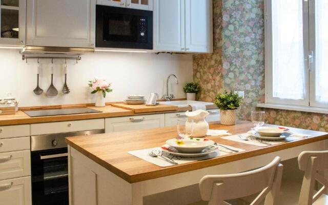 ALTIDO Charming 1BR Flat in Como