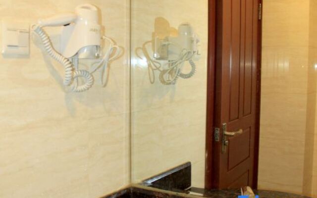 Shell Hotel (Yantaishan Beach)