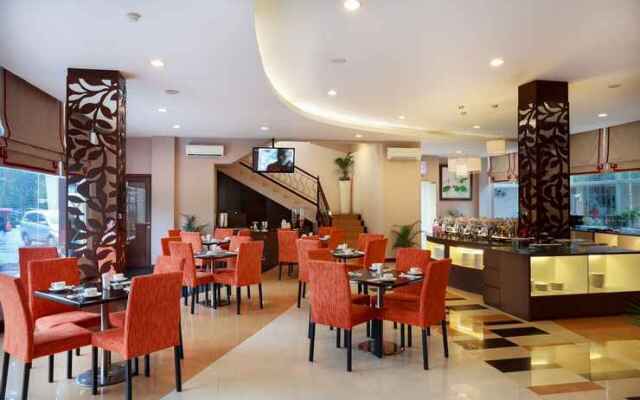IPB Hotel And Convention Center