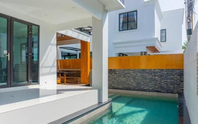 3Bd Pool Villa Pattaya with Sauna - Exquisite Pool Villa B