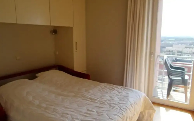 Apartment in Nieuwpoort With Sea Views