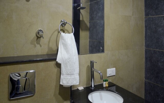 OYO 5777 The President Hotel