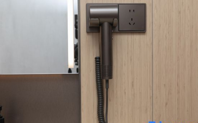 JI Hotel(Xujia Peng Metro Station Wuchang River Beach, Wuhan ）