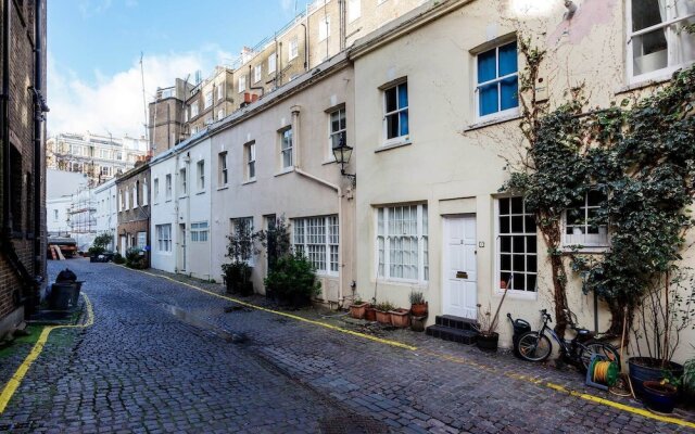 A Kensington Mews