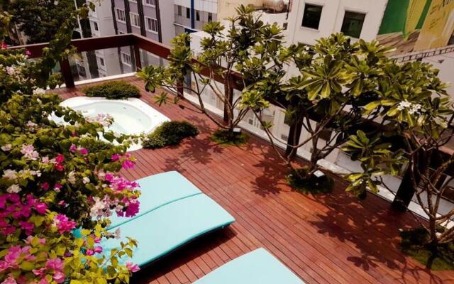 Me Saigon Boutique Hotel