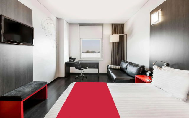 Ramada Encore by Wyndham Guadalajara Sur