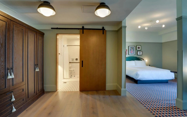 Trilogy Hotel Montgomery, Autograph Collection