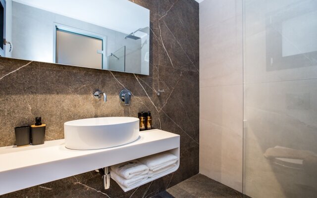 Epicentrum Suites
