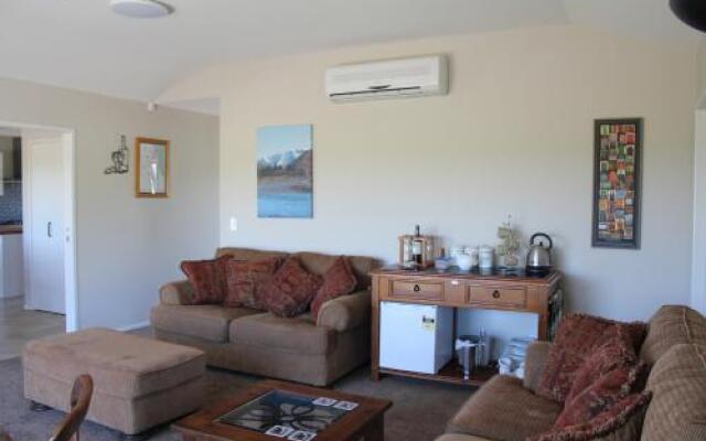 Kaweka View B&B