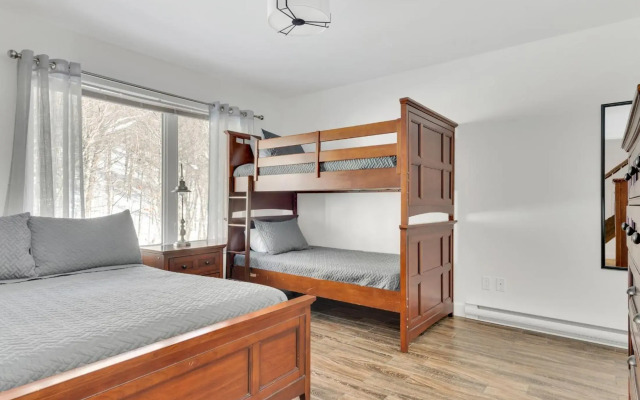 22- Chalet à Louer à Stoneham