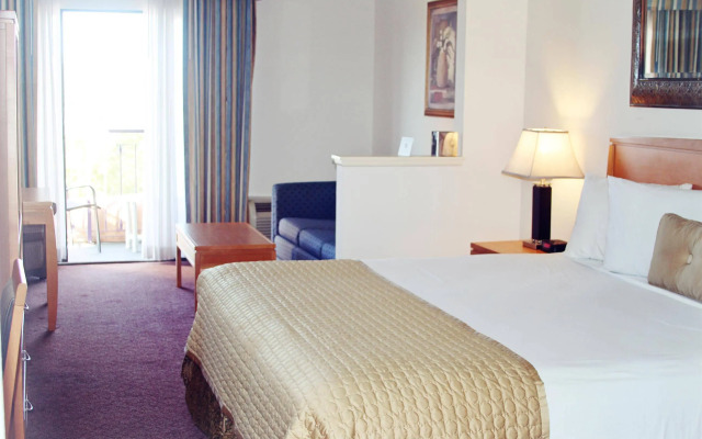 Ramada by Wyndham Kissimmee Downtown Hotel