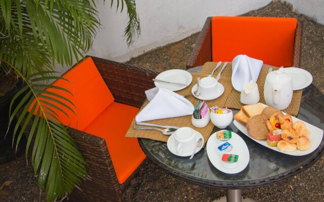 Palms, Mount Lavinia