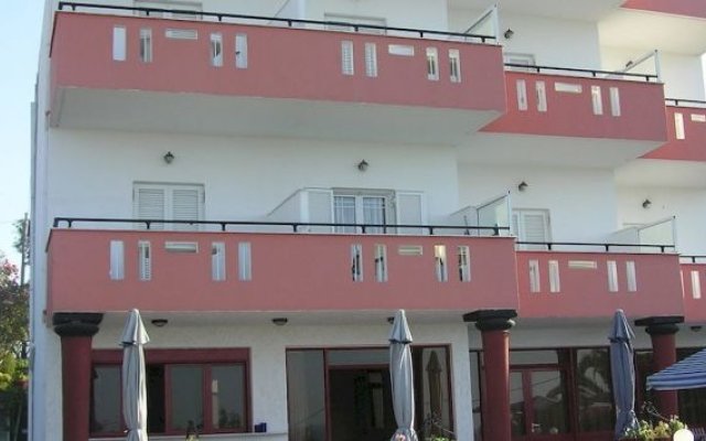 Knossos Apartments