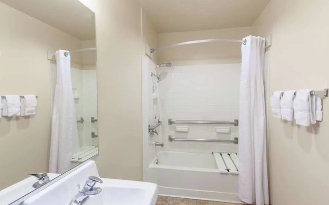 Ramada Limited Lebec