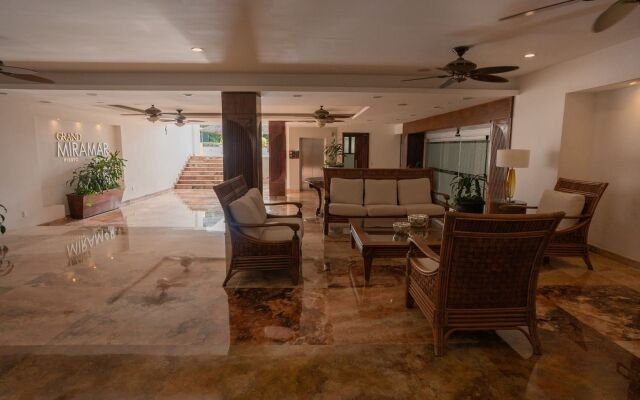 Grand Miramar All Luxury Suites & Residences