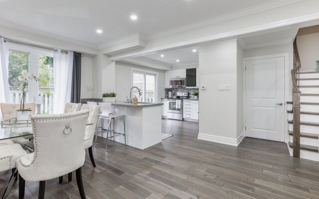 QuickStay - Stunning 4bdrm House in Vaughan