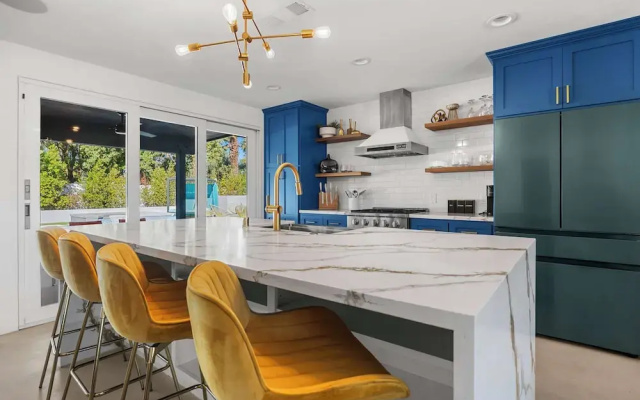 Casa Catalina 3bd+casita W/space & Full Kitchen