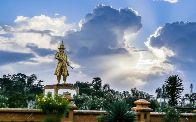 Myanmar Beauty Hotel 1