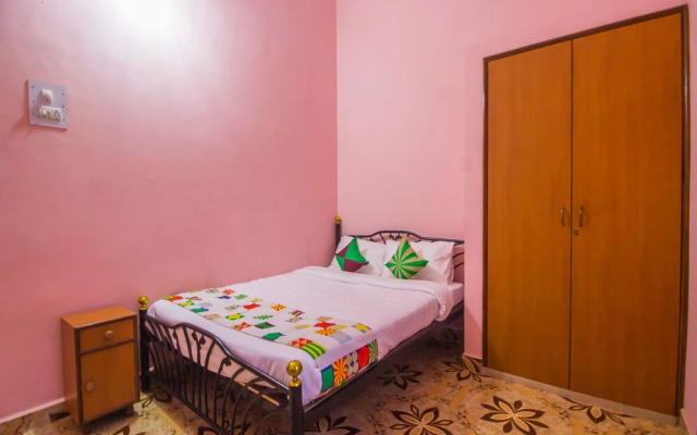 OYO 17410 Home 2BHK Goan Villa Calangute Beach
