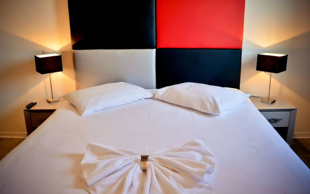 Adonis Hôtel Bayonne
