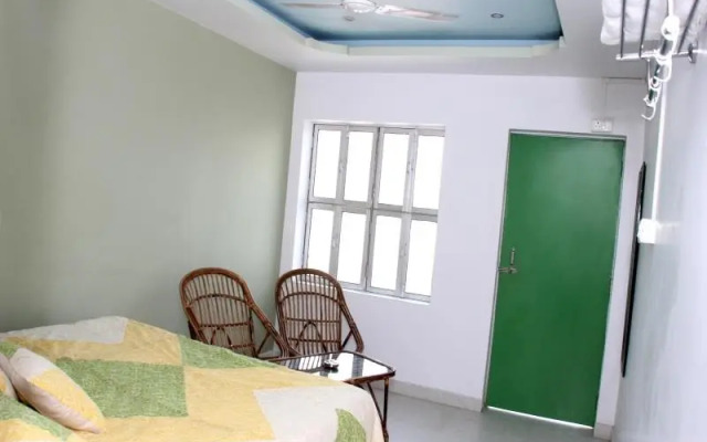 Ganga Love Luxe Guest House