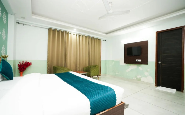 Tanvi Premium Residency near Artemis Hospital, Gurugram