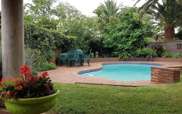 Homestead Lake Cottage