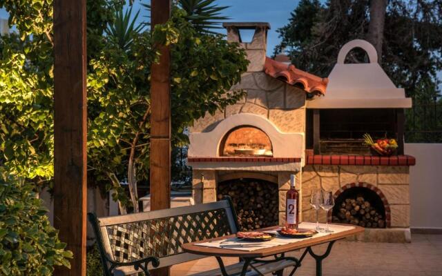 Heraklion Seaside Gem - Olia Private Retreat