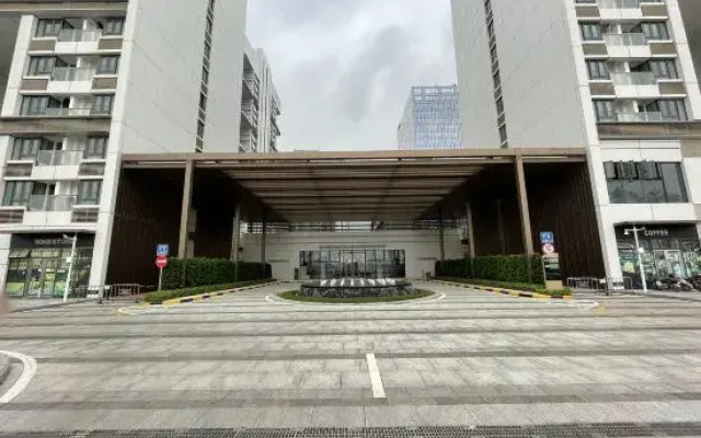 Borui Hotel Apartment (Shenzhen International Convention and Exhibition Center)