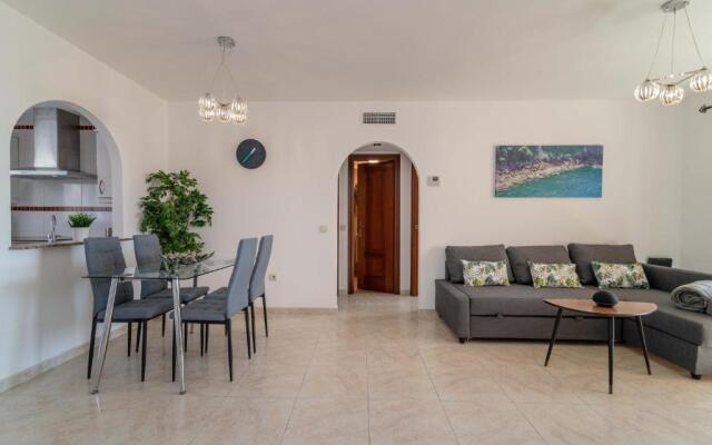N&A Golondrinas Recently Renovated 2bdr Apt