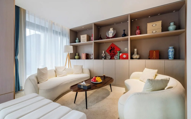 Jingbao Ruijia Hotel