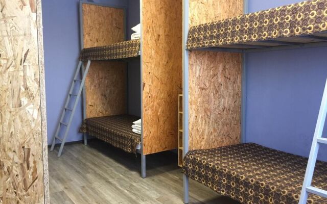 Хостел Полярник (жд вокзал)