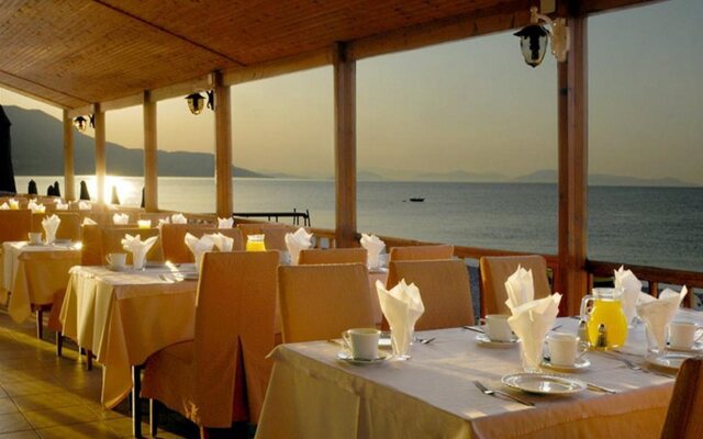 Kinetta Beach Resort & Spa - All Inclusive