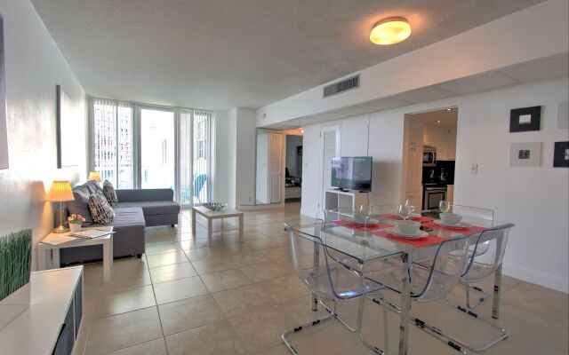 Hollywood Condos