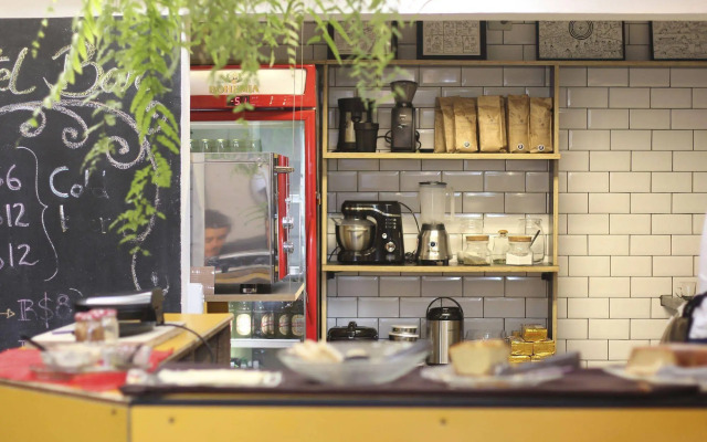 Café Hostel