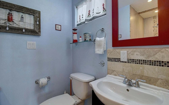 Spacious & Pet Friendly + Game Room Sleeps 10