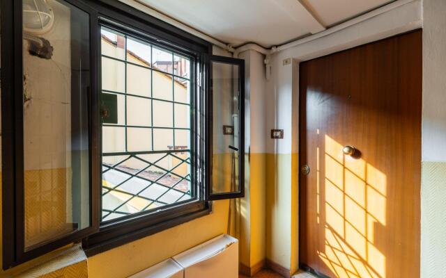 Studio Malcontenti con Terrazzo by Wonderful Italy