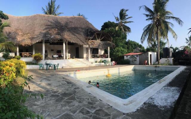 Travellers Inn Resort Malindi
