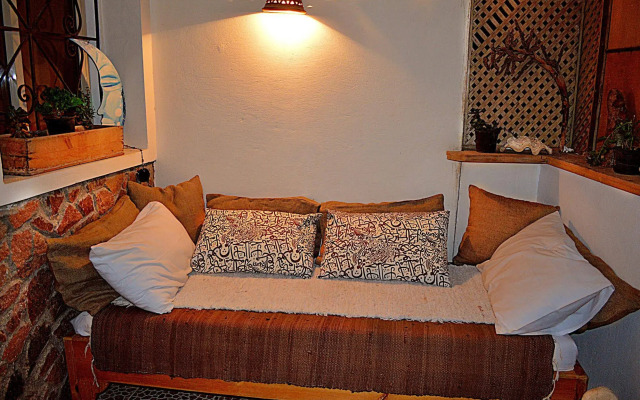 The Cozy Beach House